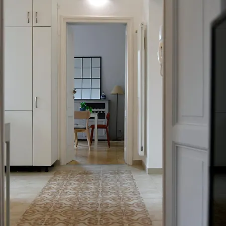 Apartament A Due Passi Dal Colosseo - Vista Citta - Luxury Rzym