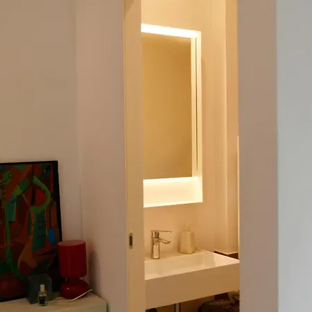 Apartament A Due Passi Dal Colosseo - Vista Citta - Luxury Rzym
